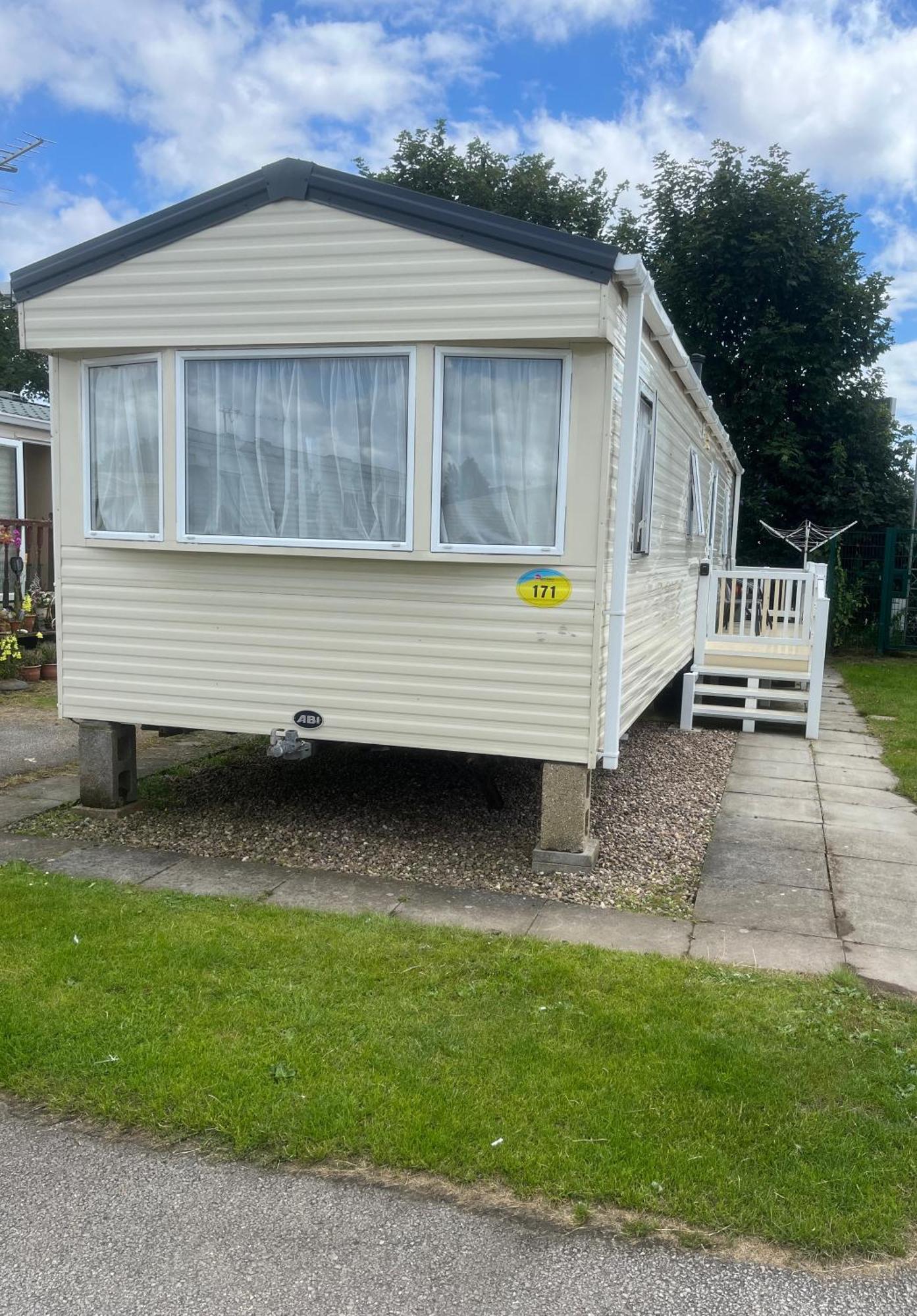 The Luxury Wolds Retreat 6 Berth 3 Bedrooms Beds Made For Arrival Wifi Ingoldmells Exterior photo